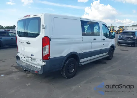 2017 Ford Transit-250 z USA, uszkodzony, nr VIN 1FTYR1ZM1HKA78193